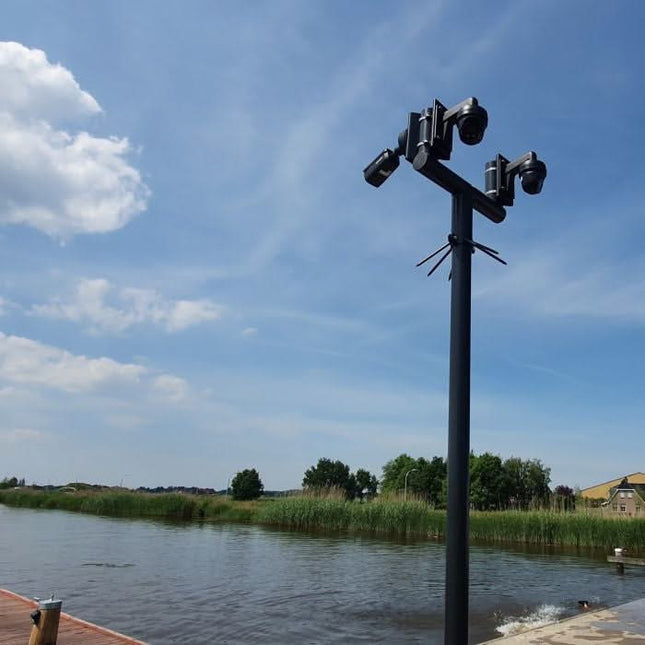 AlarmsystemExpert.nl Kameramast T-Stück 70mm Farbe weiß Ral9010