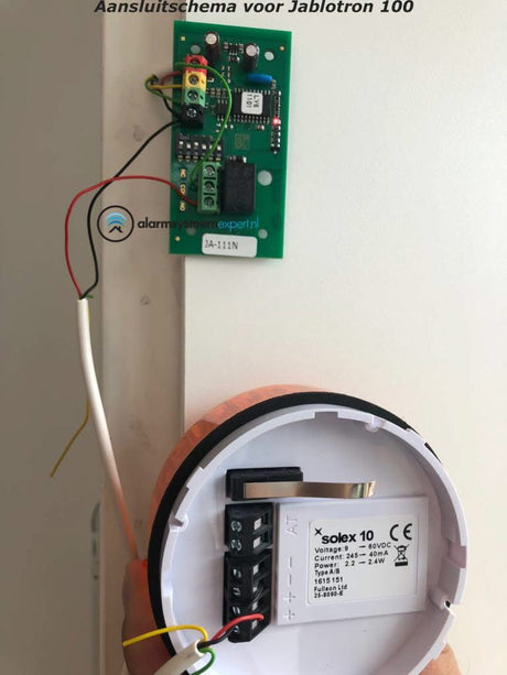 AlarmsysteemExpert.nl AlarmsysteemExpert.nl Professionele flitser, laag model + JB-111N