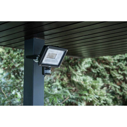 Nedis Nedis LED-strålkastare JARO 4060P, IP65, 30W, 3450lm, 6500K, med rörelsedetektor