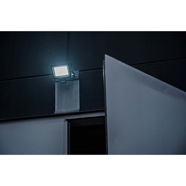 Nedis Nedis LED-strålkastare JARO 7060P, IP65, 50W, 5800lm, 6500K, med rörelsedetektor