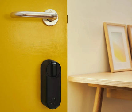 Yale Yale Linus Smart Lock L2, Slim Door Lock Black